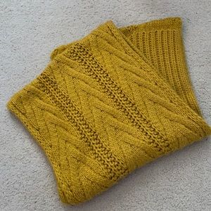 BP chunky infinity scarf